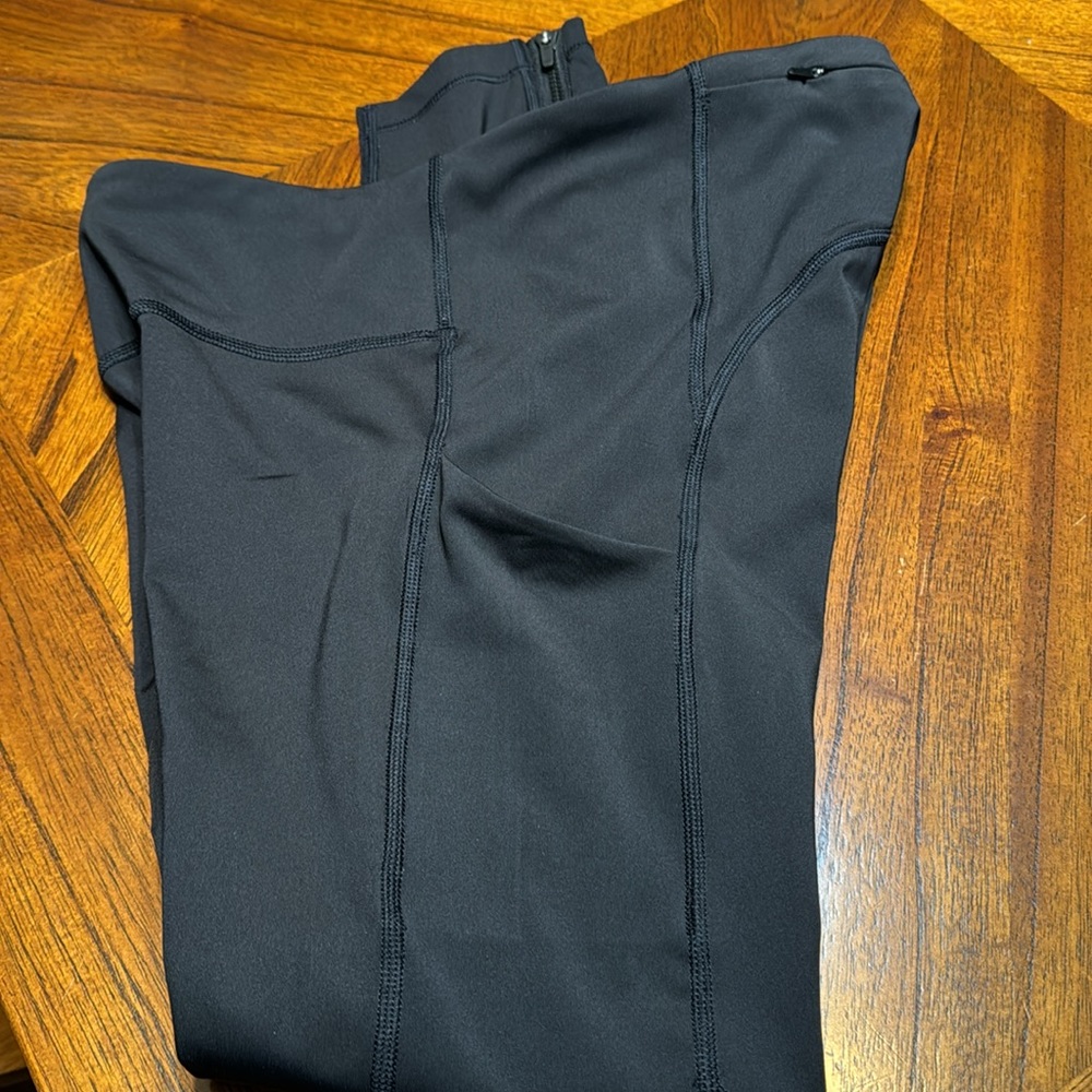 Athleta Capri running tights - Picture 8 of 10